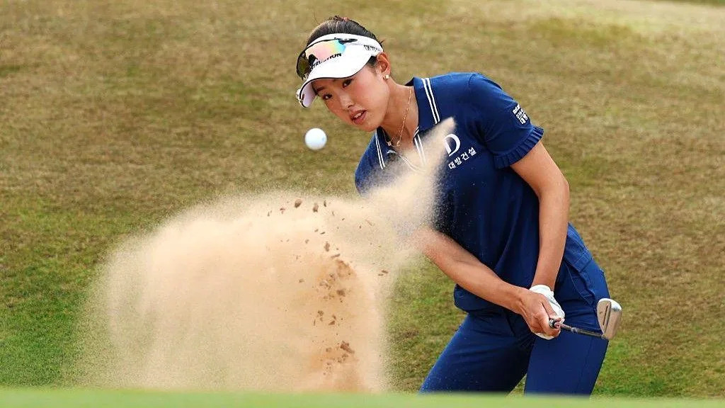 Women's Open final round: Noh leads, Woad shares second