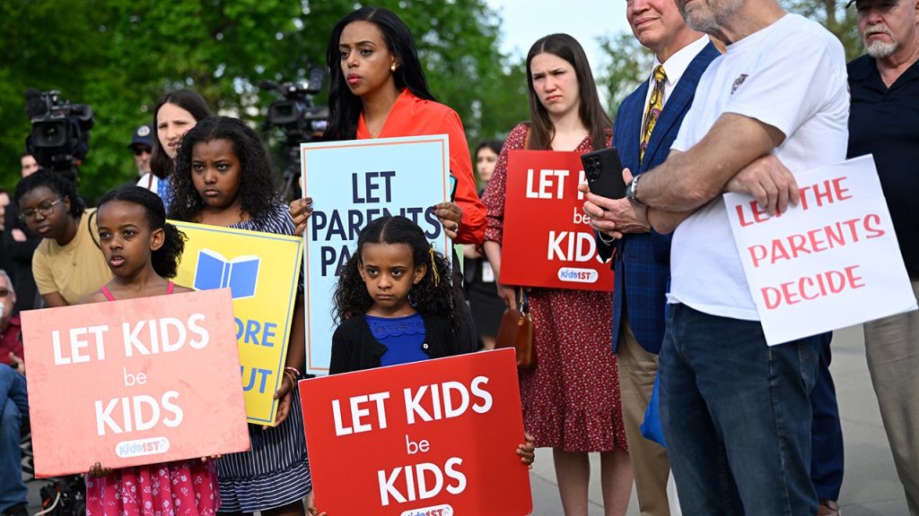 Portland mom urges people to ‘be loud’ after suing kids’ school over pride flag