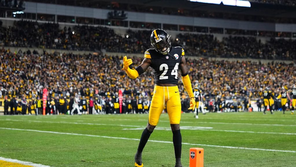 Report: Joey Porter Jr. considering second opinion on back injury