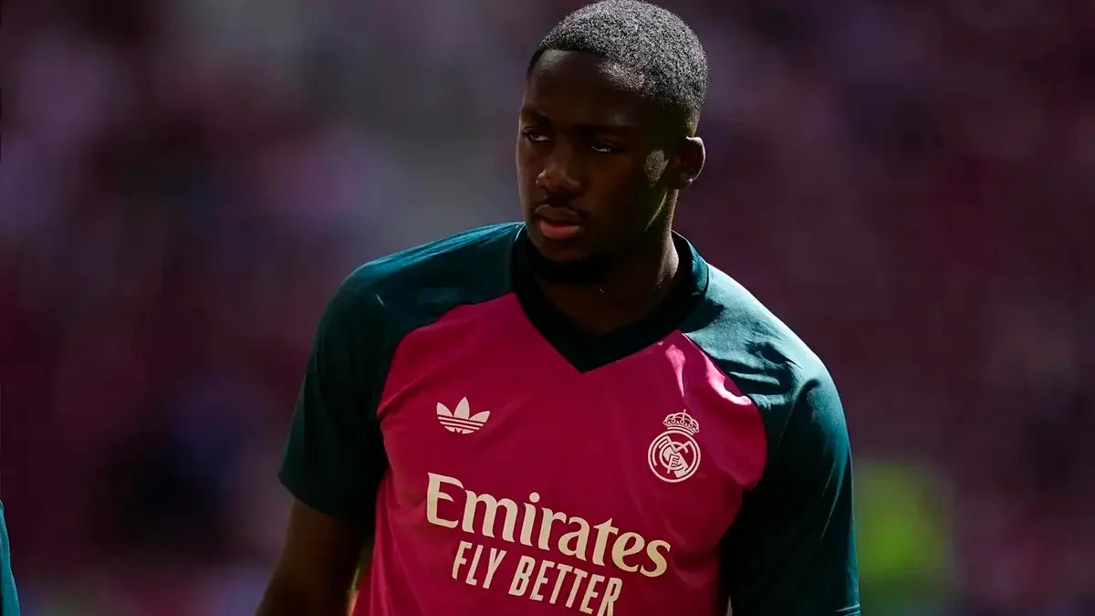 Ibrahima Konate sent back to Real Madrid after suffering knee injury