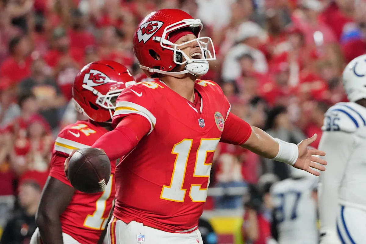 Patrick Mahomes displays MVP form on SNF