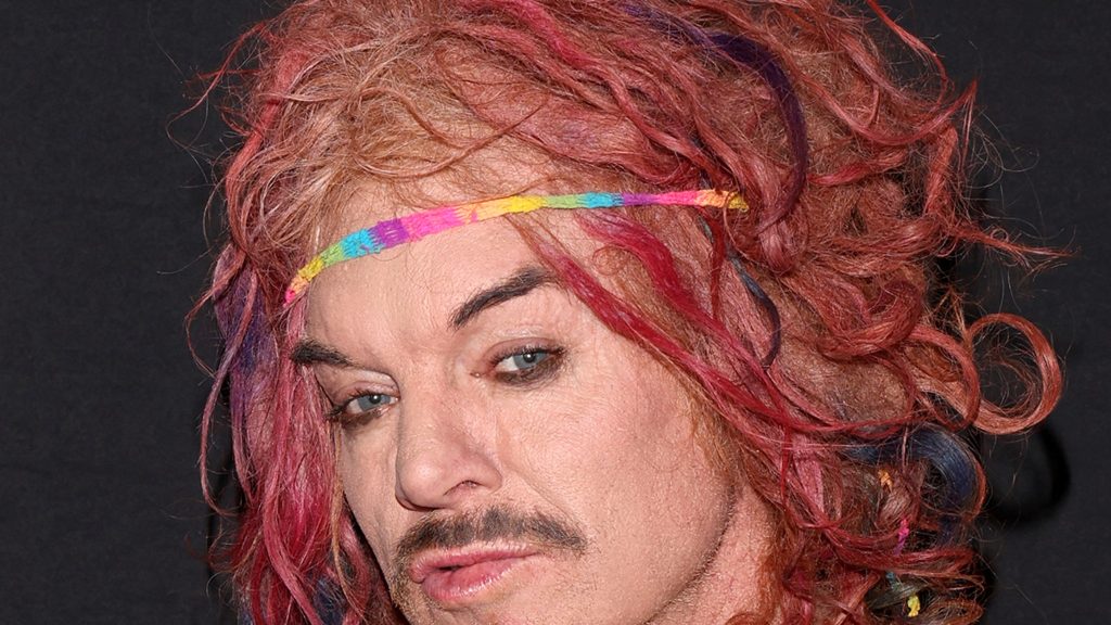 Carrot Top Is Communicating With Family, Doing Better