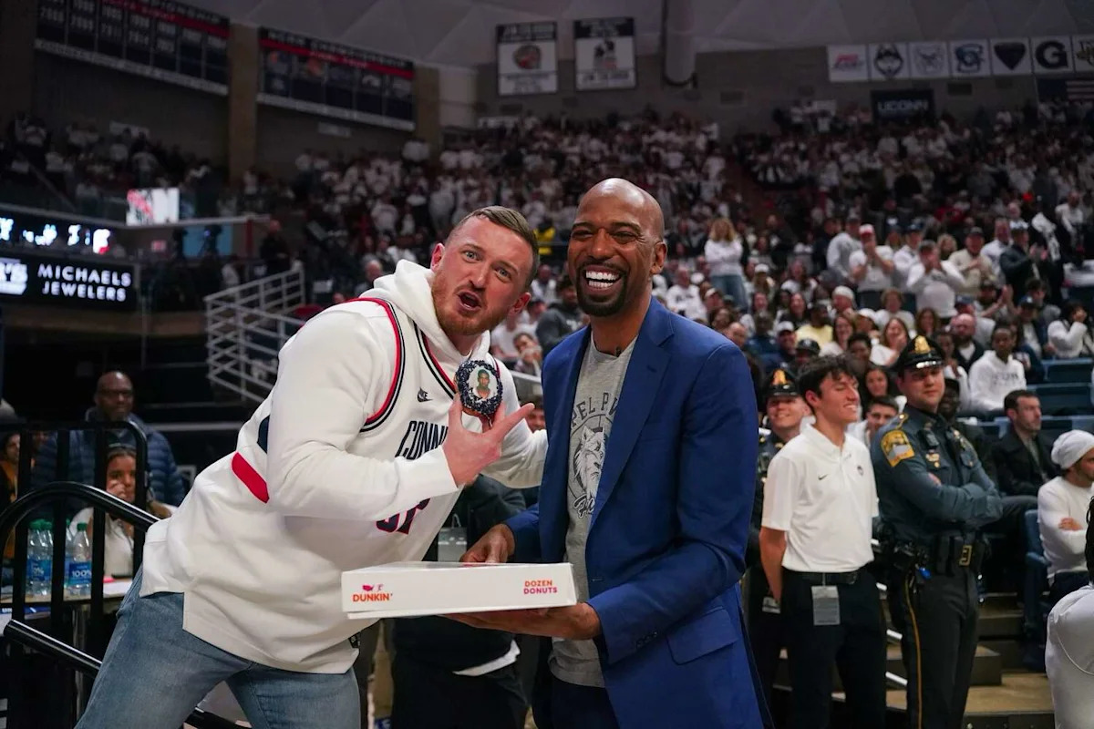 UConn superfan ‘Little Red’ plans 62-mile walk to exhibition game, outpacing previous effort