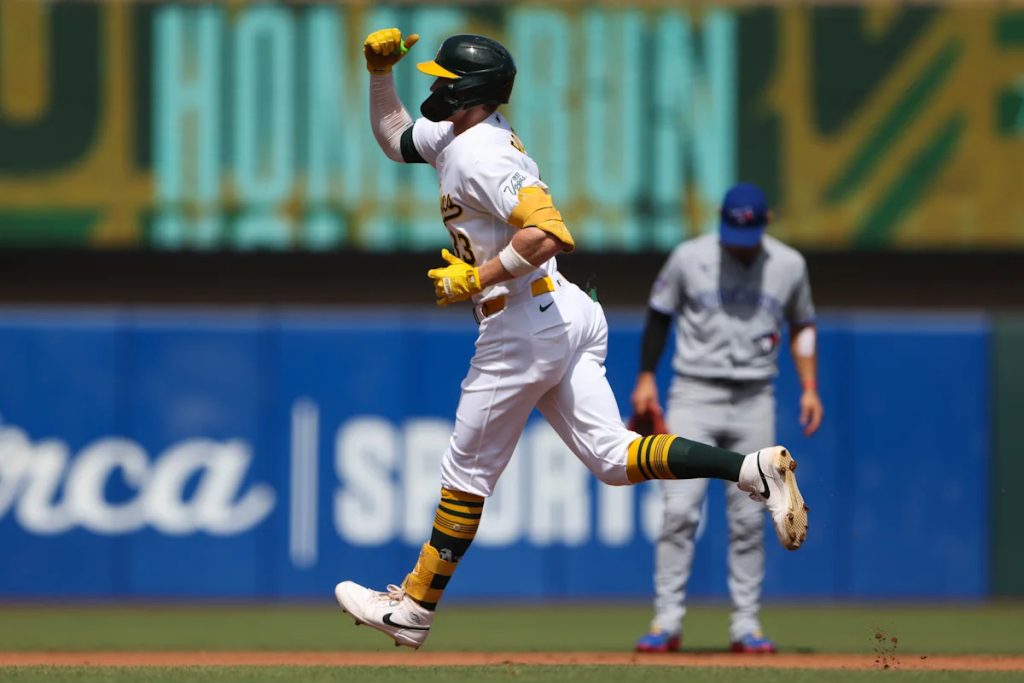 Henry Bolte’s homer in the 4th inning helps Athletics beat Blue Jays 2-0