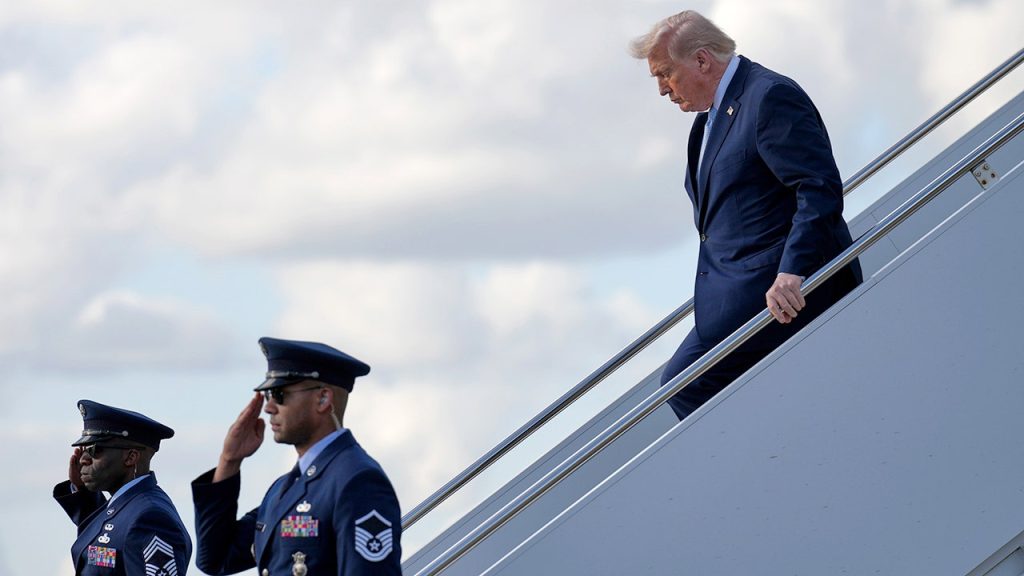 Expert weighs in on FAA flight restriction proposal near Mar-a-Lago airspace