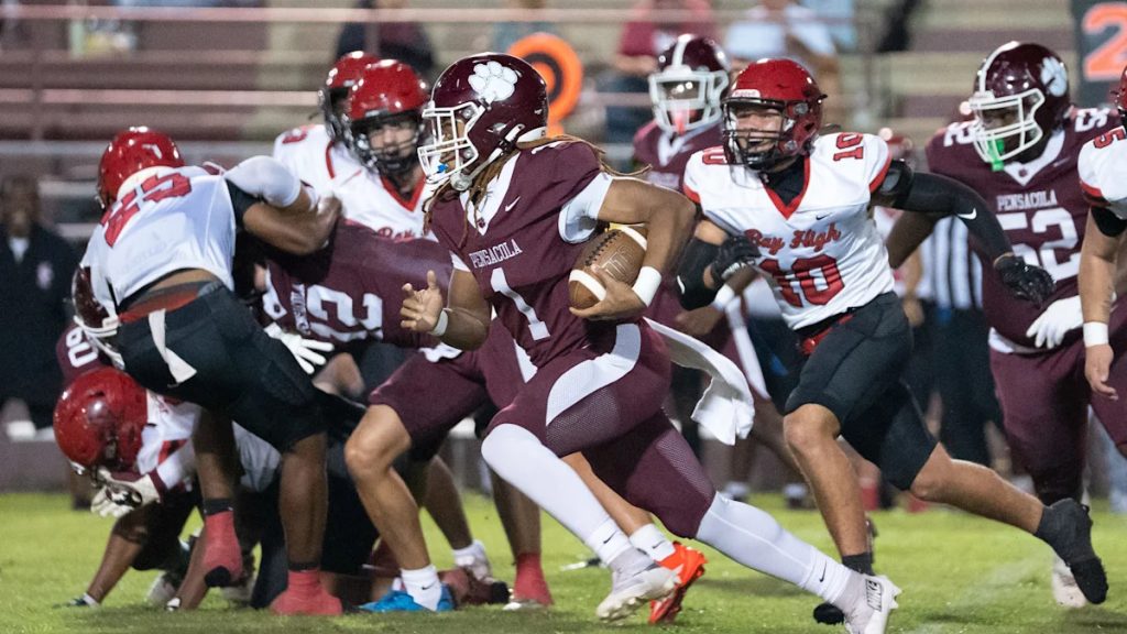 Pensacola drops tough District 1-3A game to Bay without their coach.