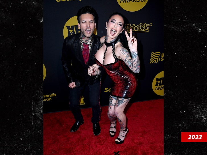 joanna angel and small hands getty 4
