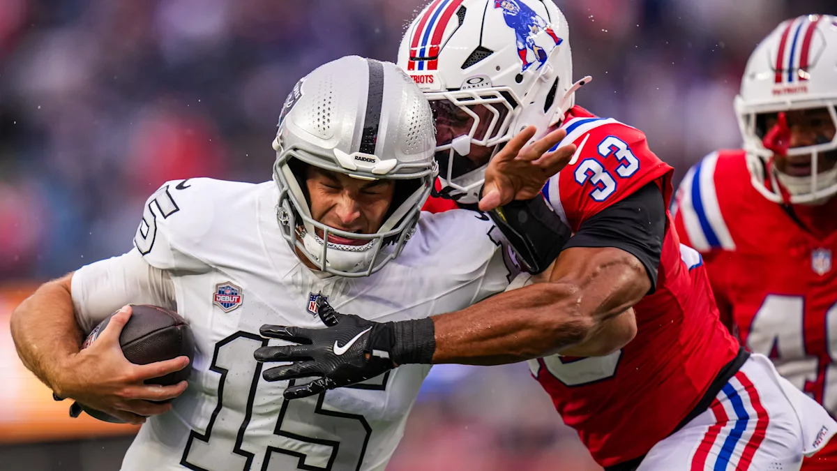 Raiders QB Fernando Mendoza outscored Tyler Shough on just 8 passes