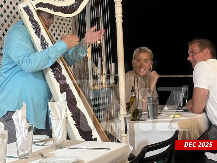 Savannah Chrisley and boyfriend dec 2025 tmz 1
