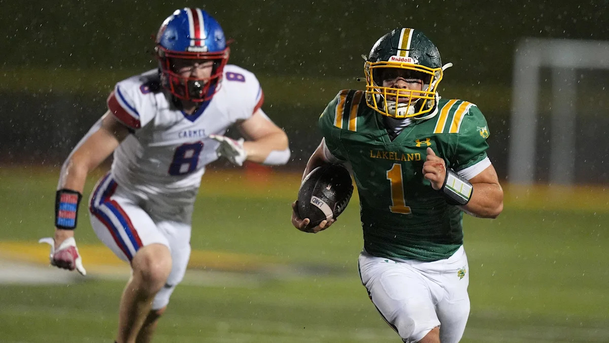 Lakeland football gets another dramatic win, topping Carmel in OT