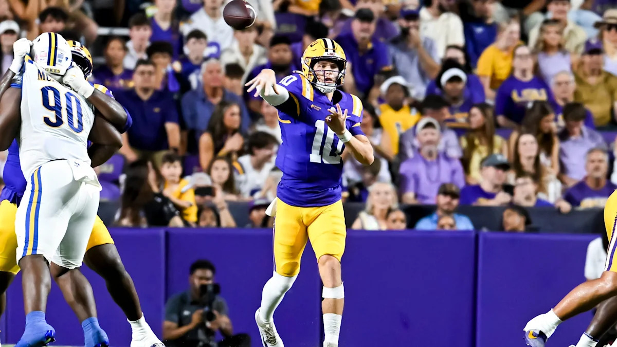 LSU football vs. Kentucky: Comparing Sam Leavitt to Kenny Minchey