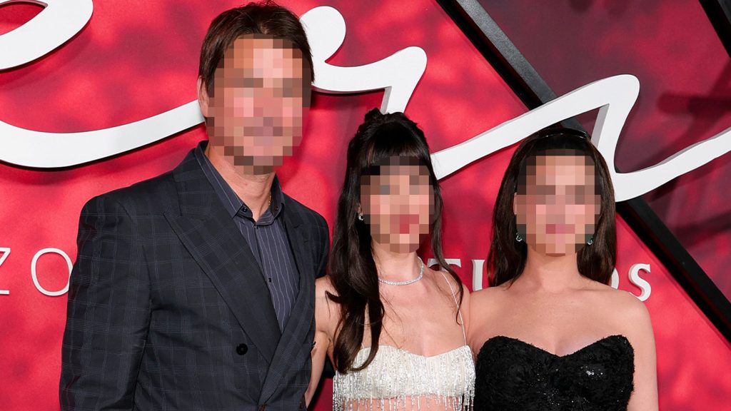 How Many Actors Can You Name In This Cast Photo?