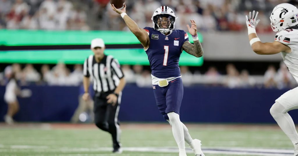Arizona opens as small favorite at West Virginia