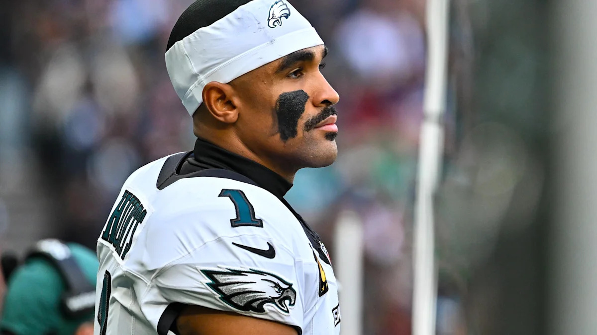 Eagles News: Jalen Hurts is running less than ever