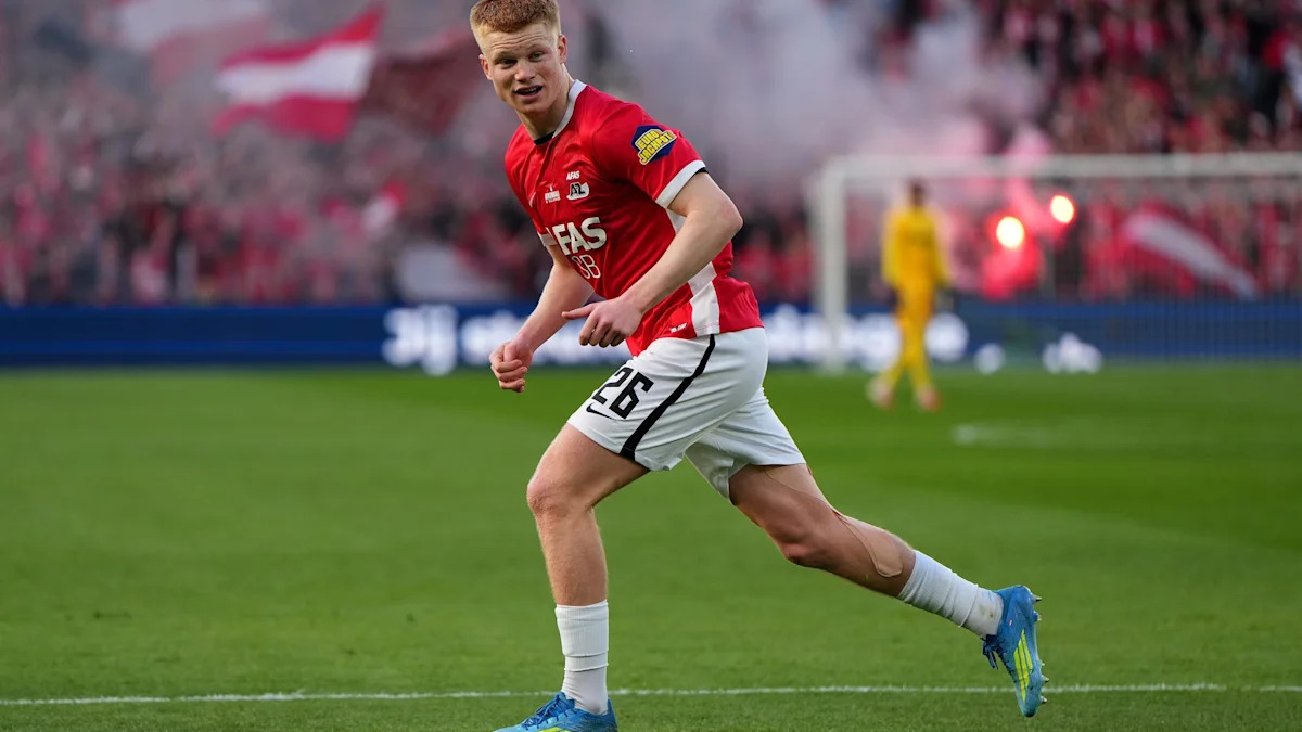 AZ Alkmaar closing in on new contract with star midfielder