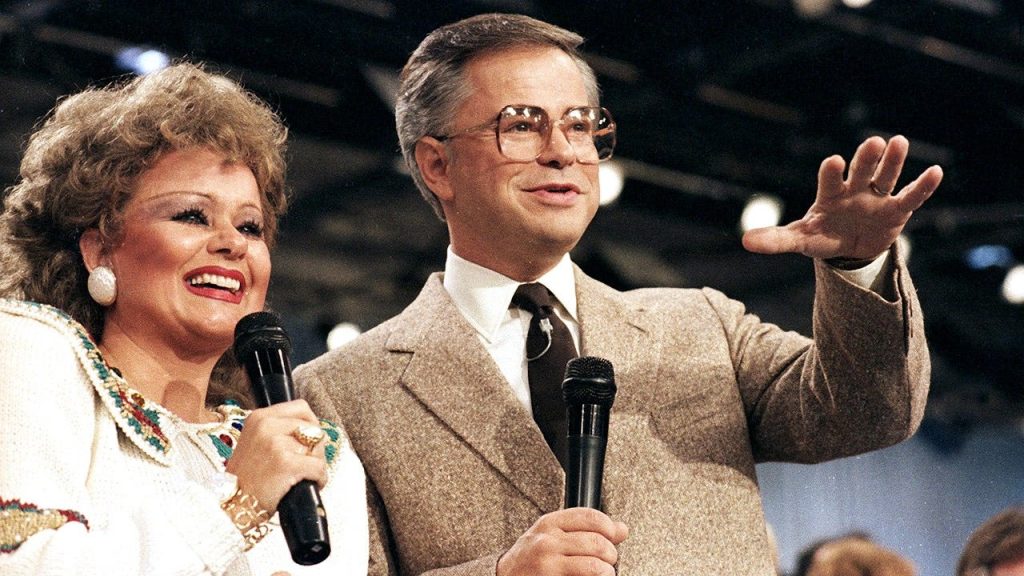 Jim Bakker, ‘PTL Club’ televangelist, has died at the age of 86, wife says